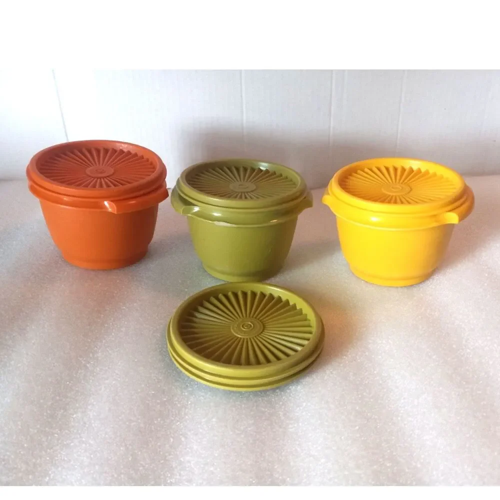 Set of 3 Vintage Tupperware 886 Servalier Bowls with 2 Extra Green Sunburst Lids